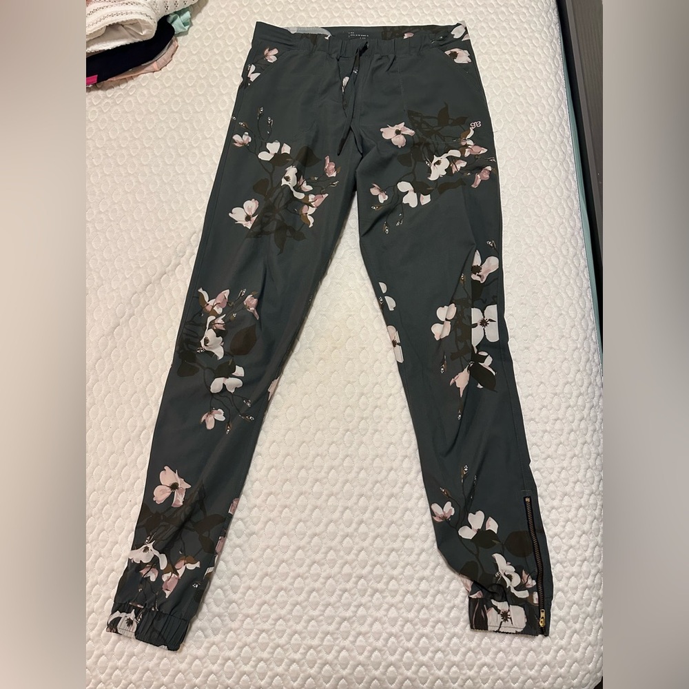 Albion Fit Orchid Jetsetter Jogger Pants